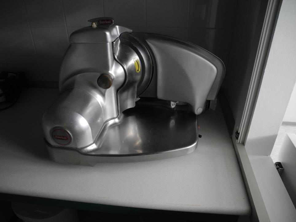 
Meat processing machines 
-2