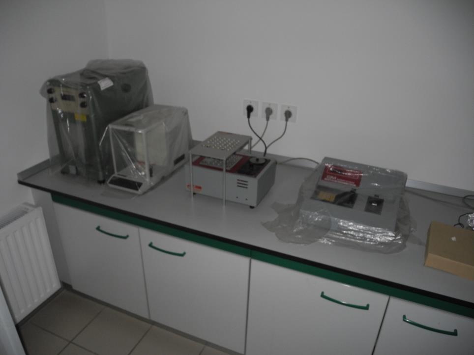 
Meat processing machines 
-2