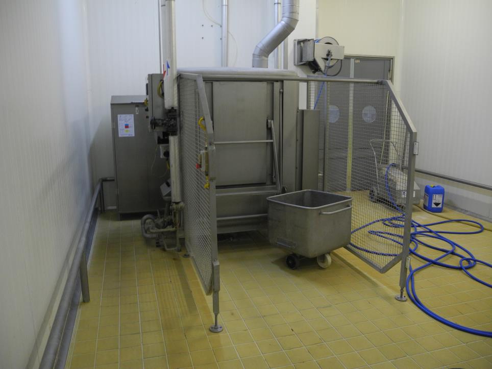 
Meat processing machines 
-1
