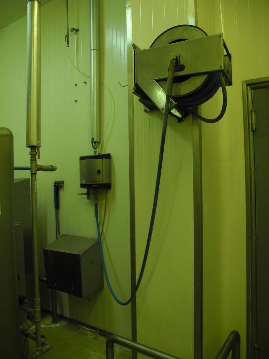 
Meat processing machines 
-1