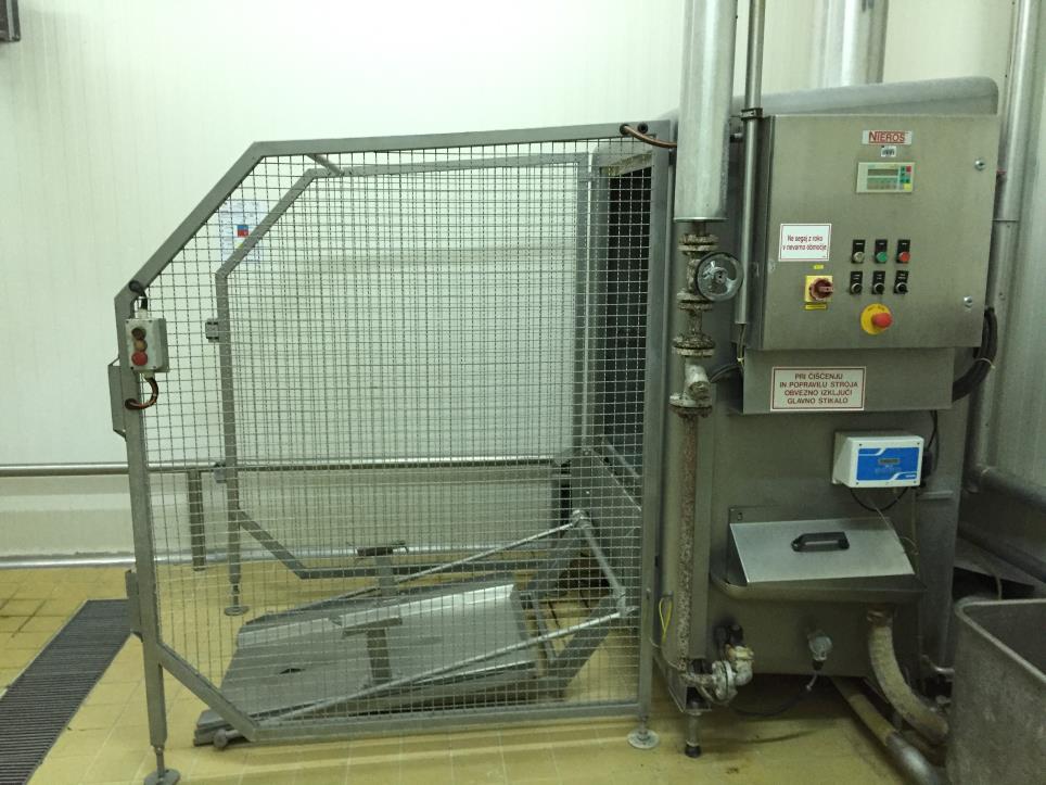 
Meat processing machines 
-1