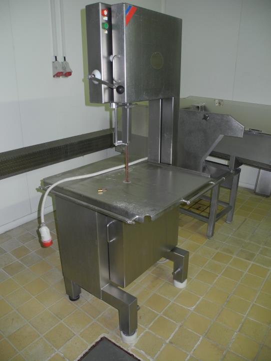 
Meat processing machines 
-1