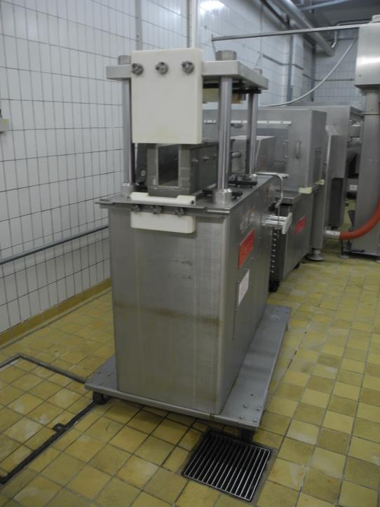 
Meat processing machines 
-3