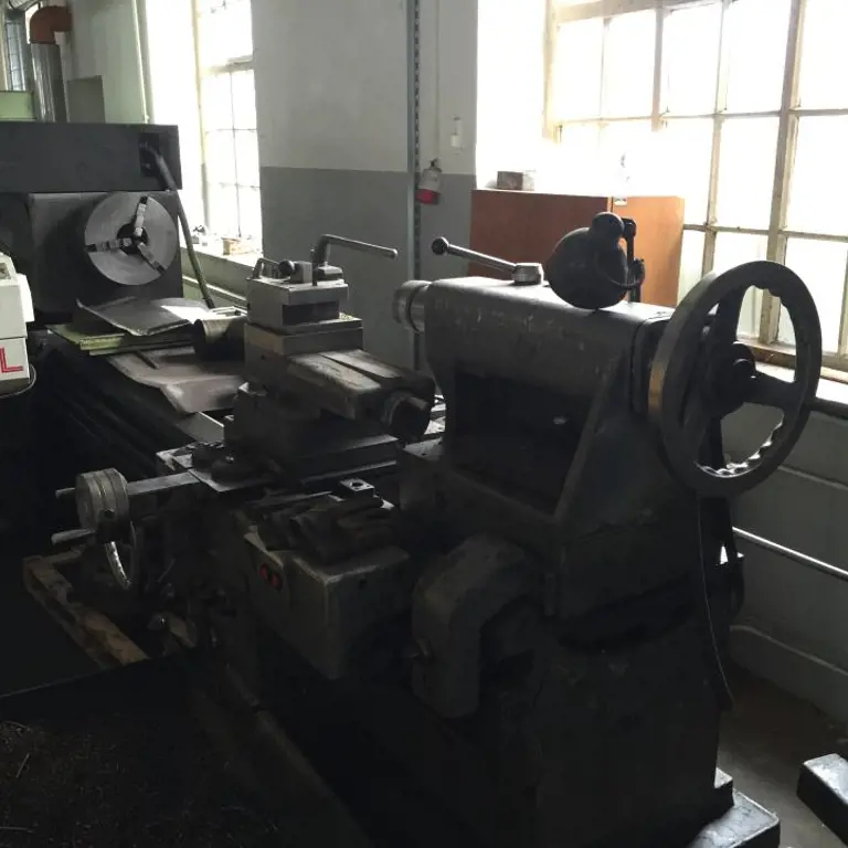 Universal lathe Potisje PA 45