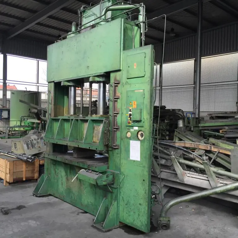 Hydraulic press JOSS