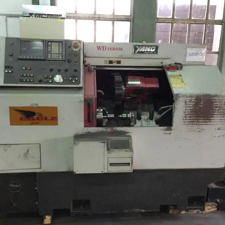 CNC soustruh YANG SML-20