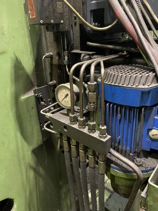 Máquinas e equipamentos para trabalhar metais-12