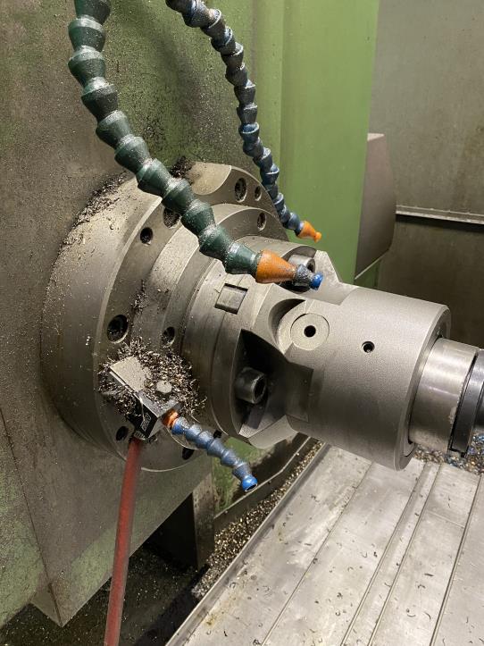 Máquinas e equipamentos para trabalhar metais-15