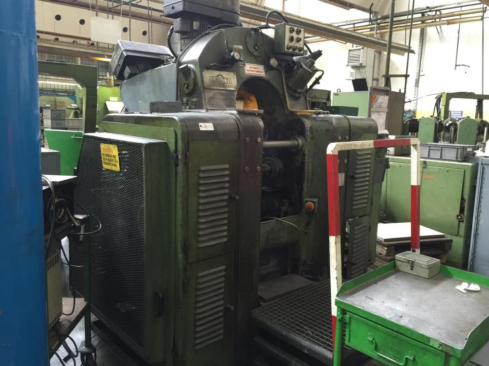 Máquinas e equipamentos para trabalhar metais-1