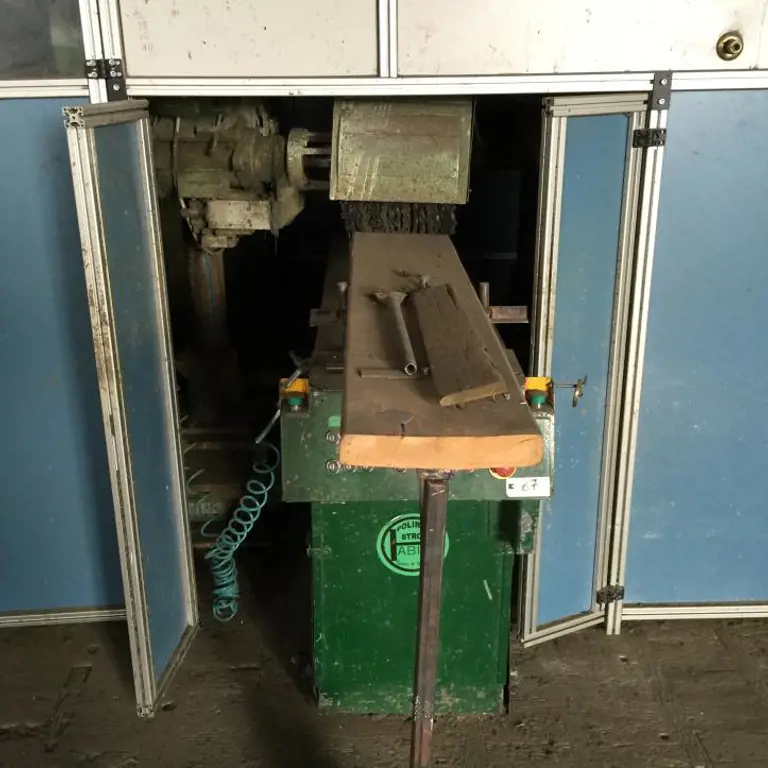 Polishing machine