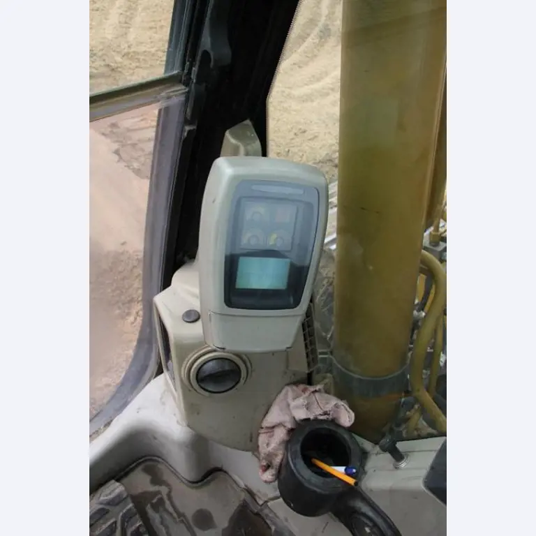 rabljeni gradbeni stroji (bagri, kolesni nakladalniki itd.)-3