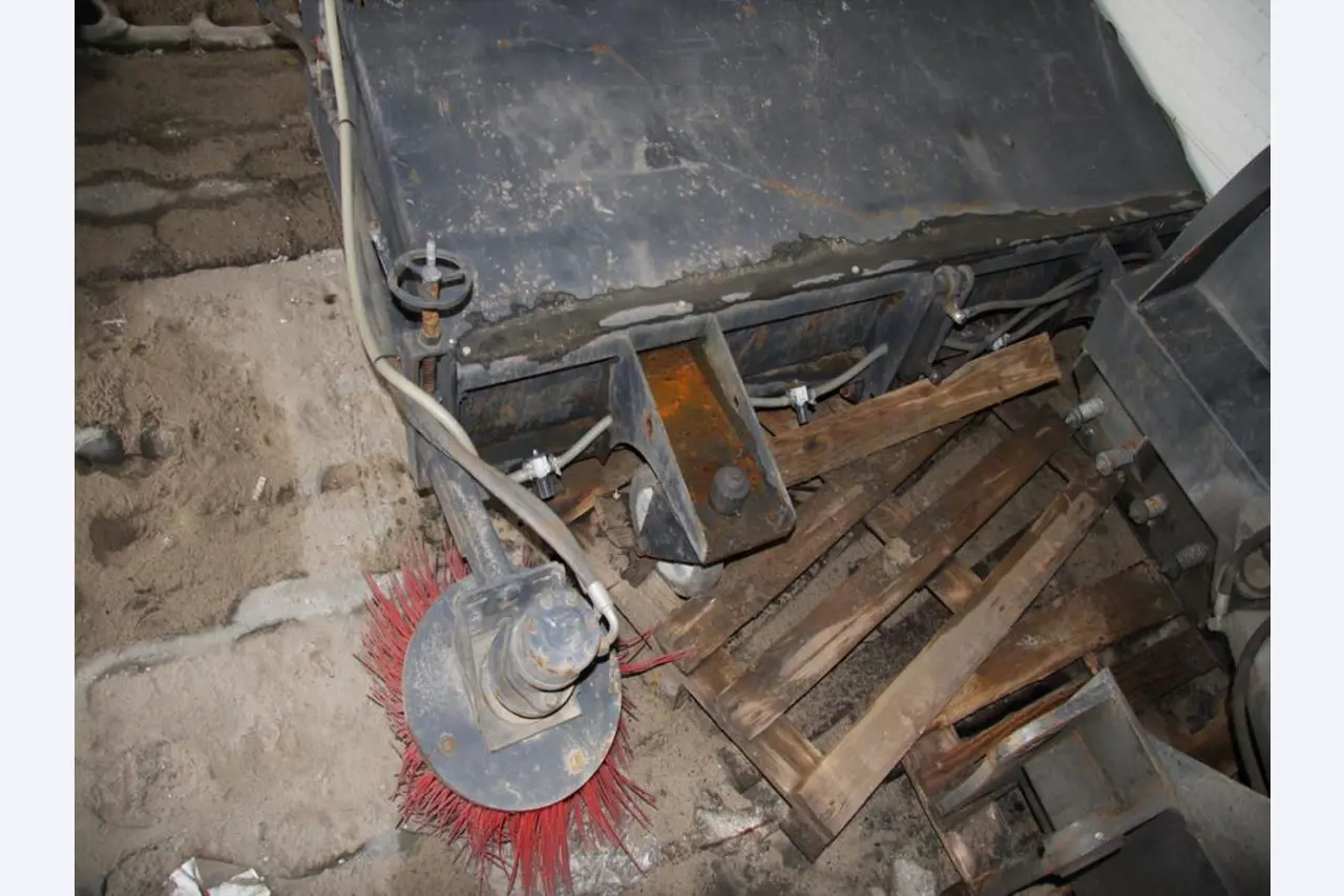 machines de construction d'occasion (pelles, chargeuses sur pneus, etc.)-3