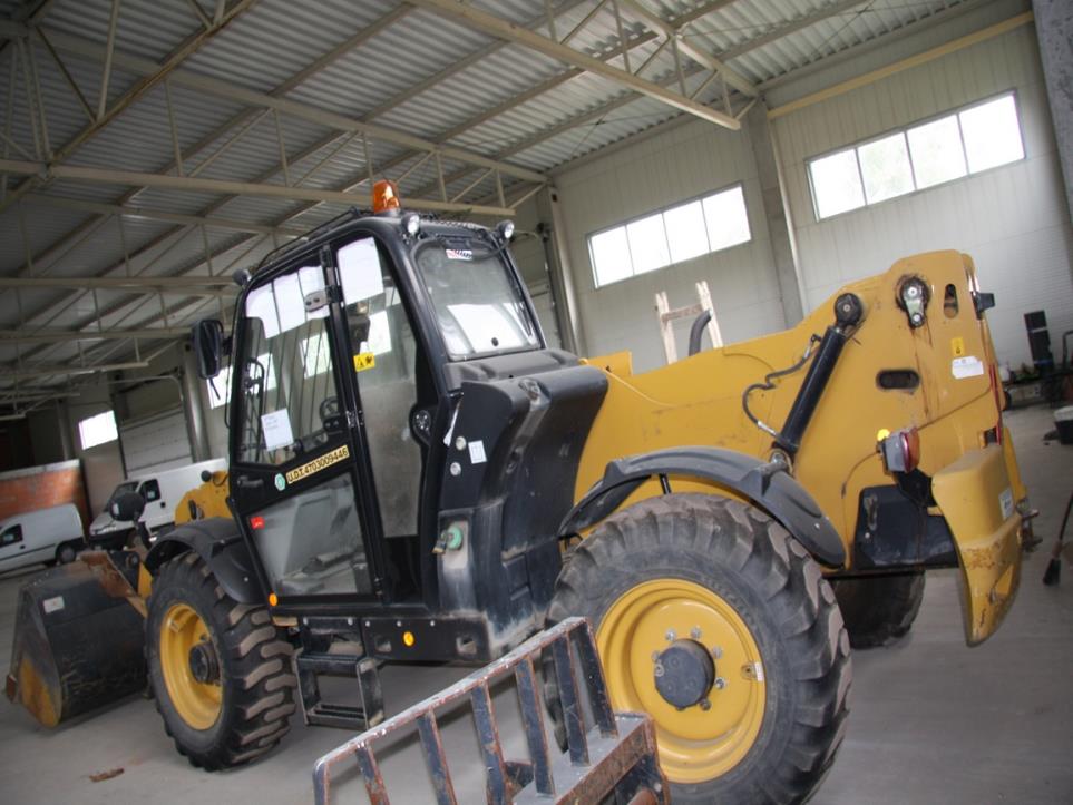 Máquinas de construção usadas (escavadoras, carregadoras de rodas, etc.)-3