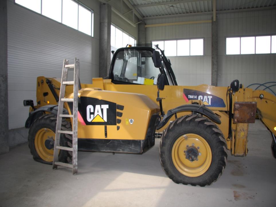 Máquinas de construção usadas (escavadoras, carregadoras de rodas, etc.)-4