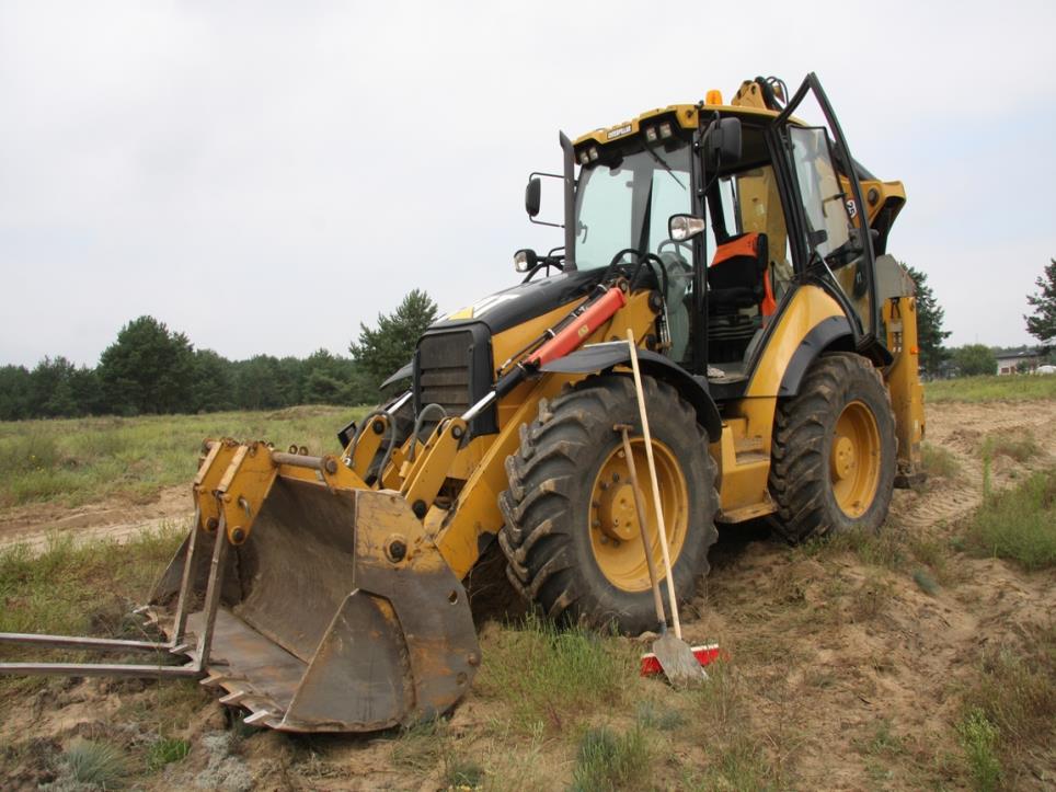 used construction machinery (excavator, wheeled loader, etc.)-1