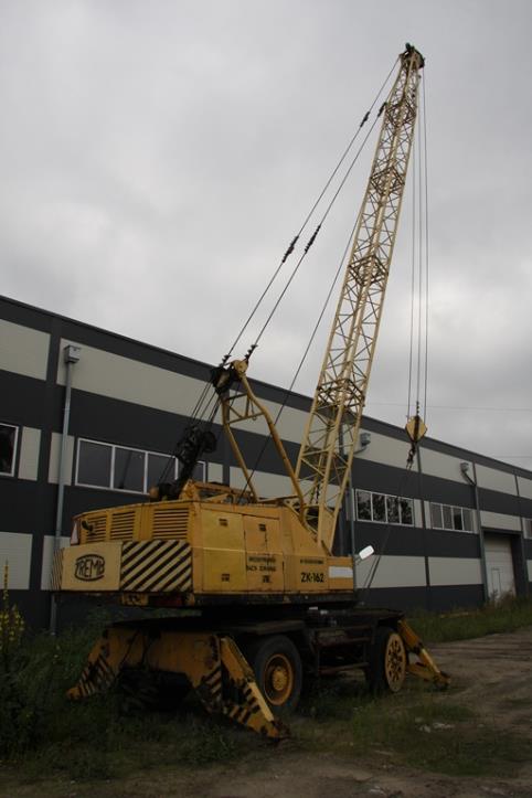 Máquinas de construção usadas (escavadoras, carregadoras de rodas, etc.)-2