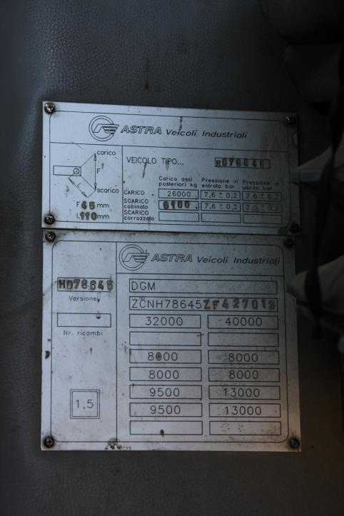 Baumaschinen und -fahrzeuge-8