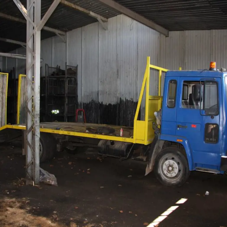 Transporteur de voitures VOLVO FL6