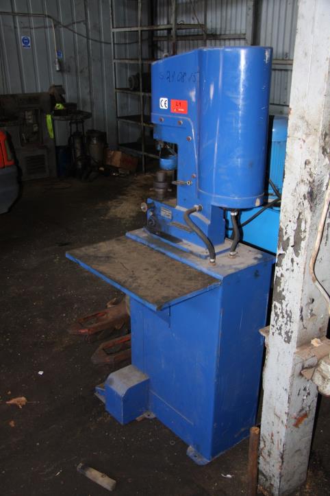 Machines et véhicules de chantier-3