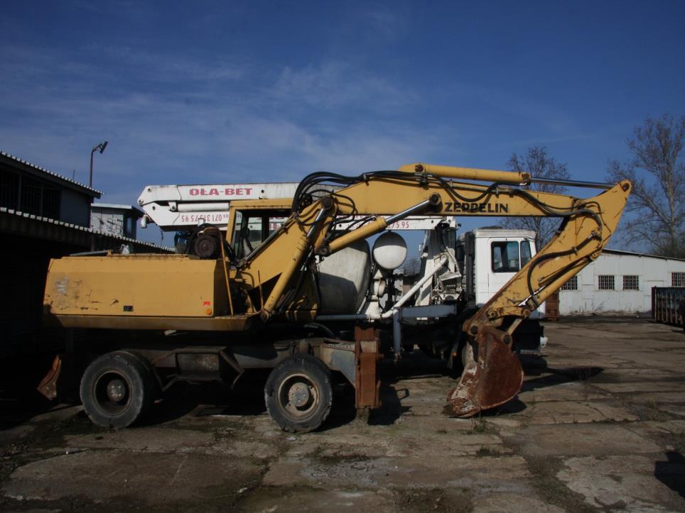 Máquinas e veículos de construção-2