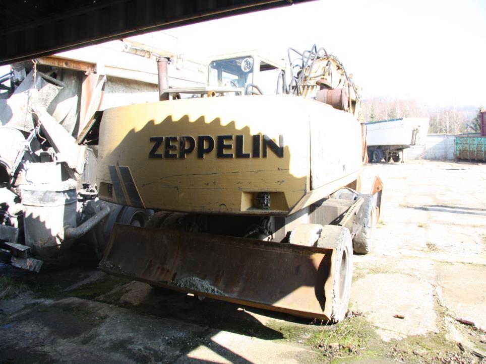 Máquinas e veículos de construção-3