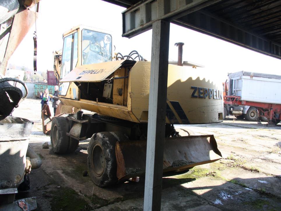 Máquinas e veículos de construção-4