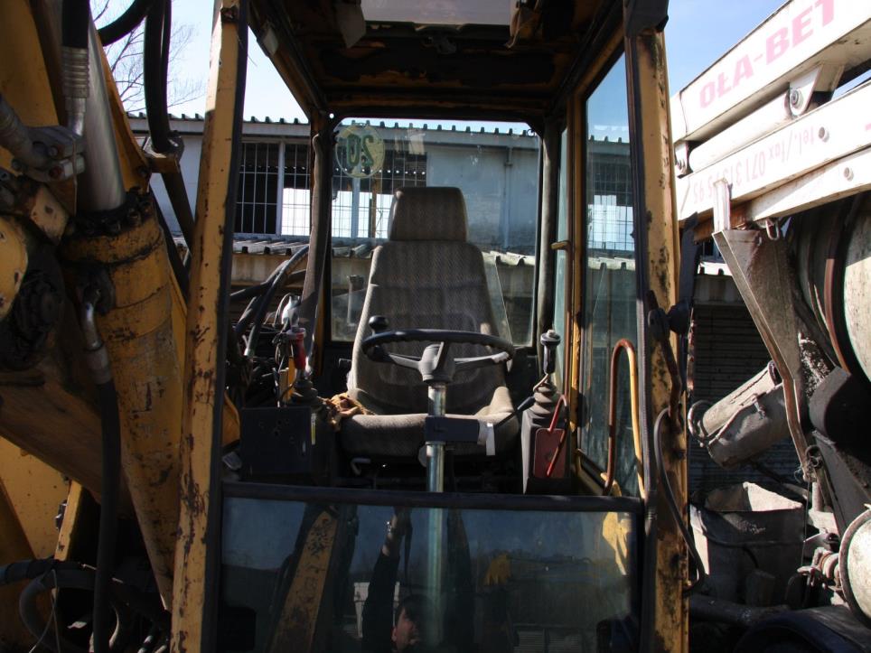 Máquinas e veículos de construção-6