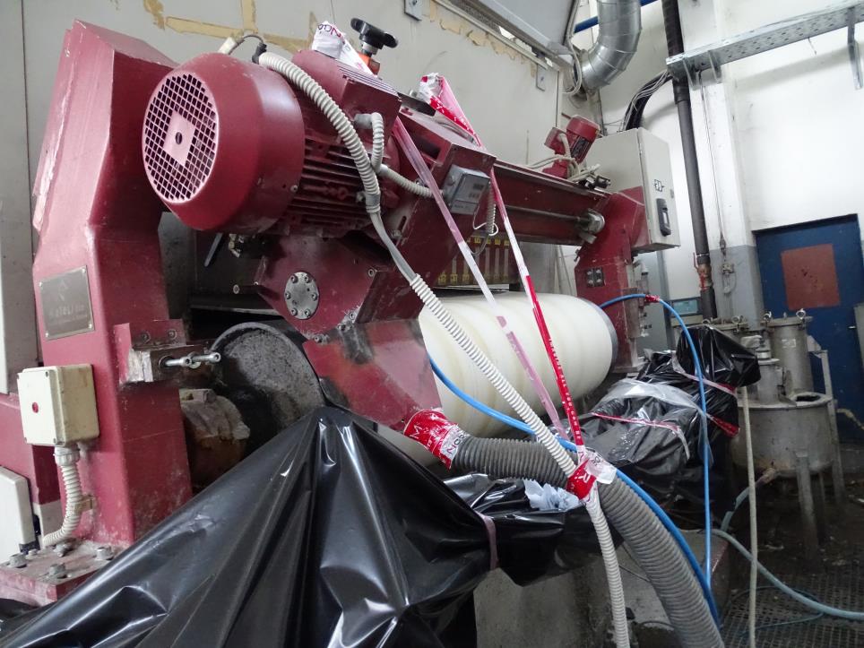 Maschinen und Geräte zur Büromaterialproduktion-24