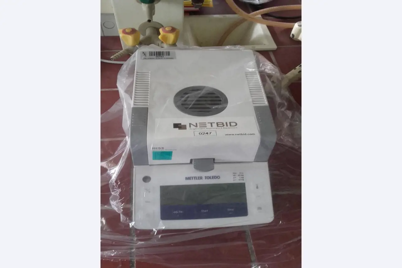 Máquinas e equipamentos para a produção de material de escritório-1