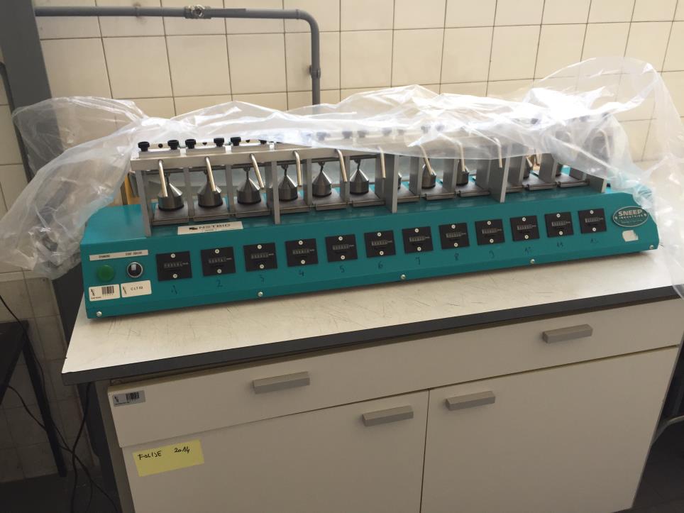 Maschinen und Geräte zur Büromaterialproduktion-1