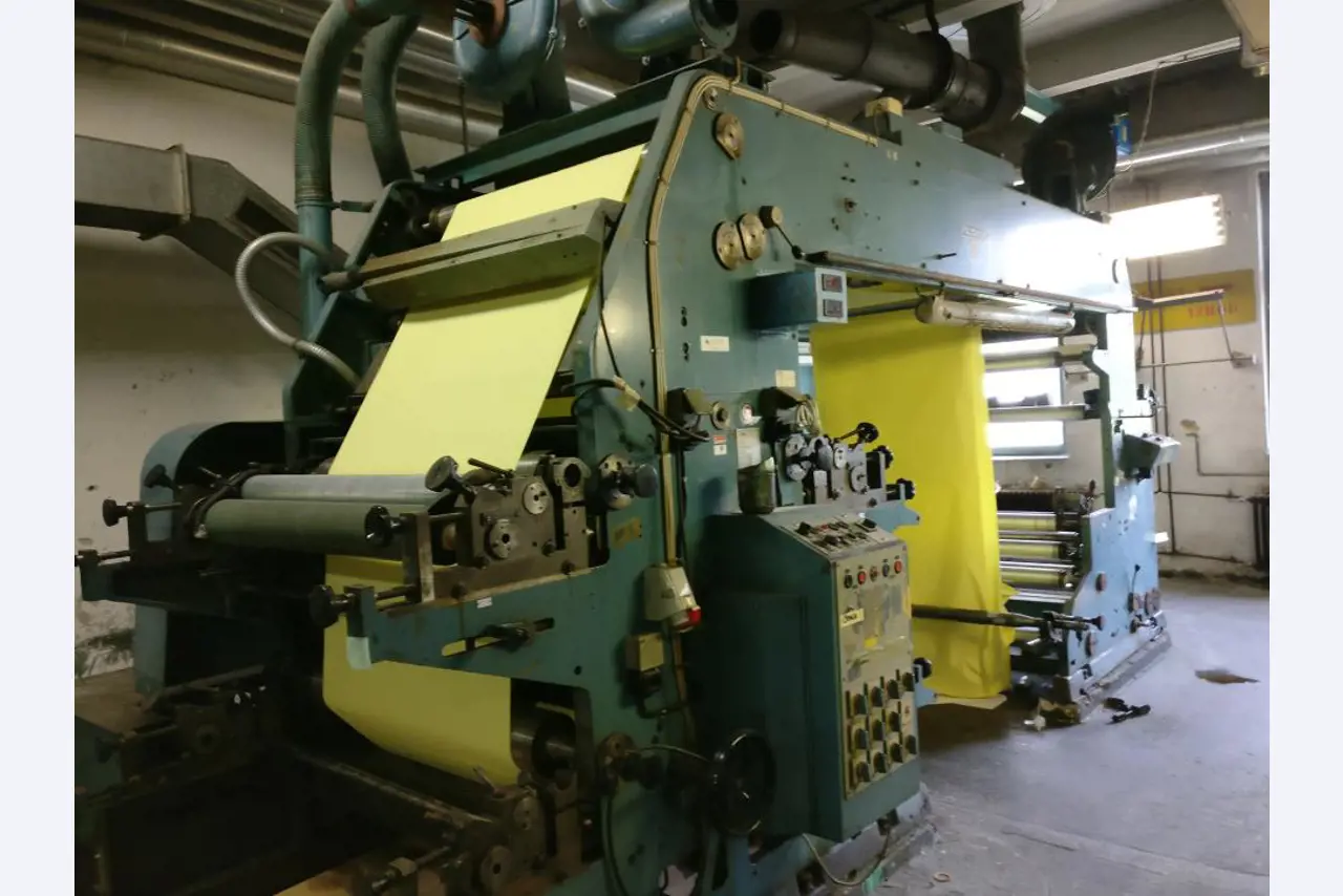 Maschinen und Geräte zur Büromaterialproduktion-1