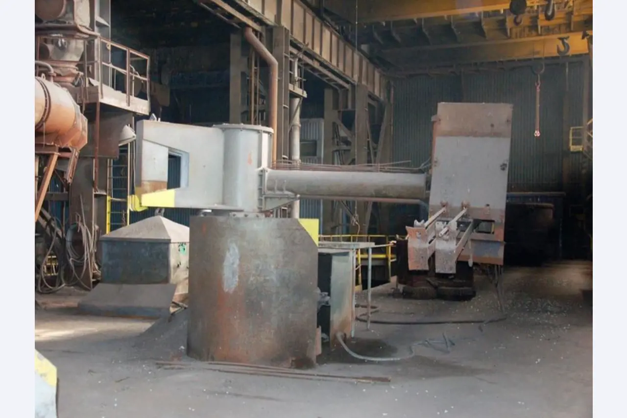 Used machines of a steelwork-6