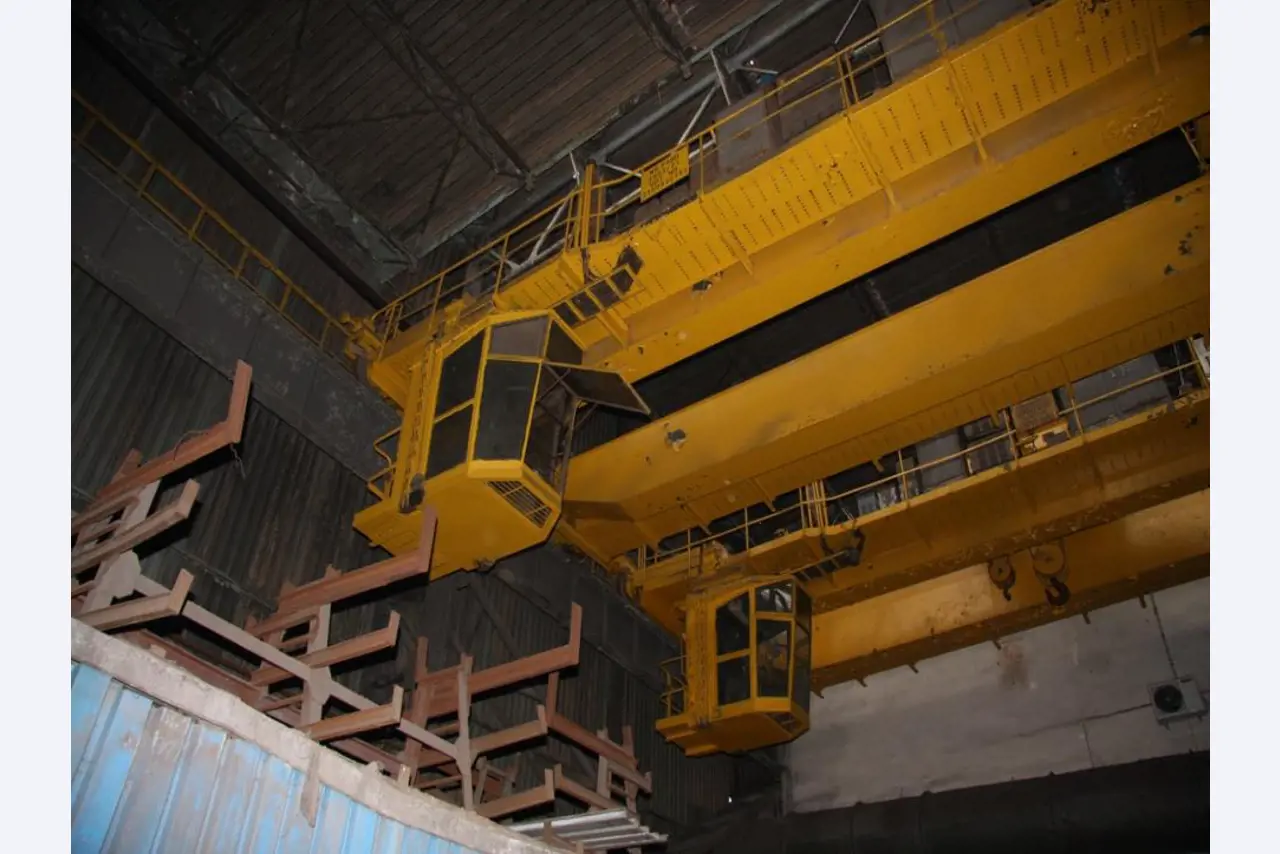 Used machines of a steelwork-3