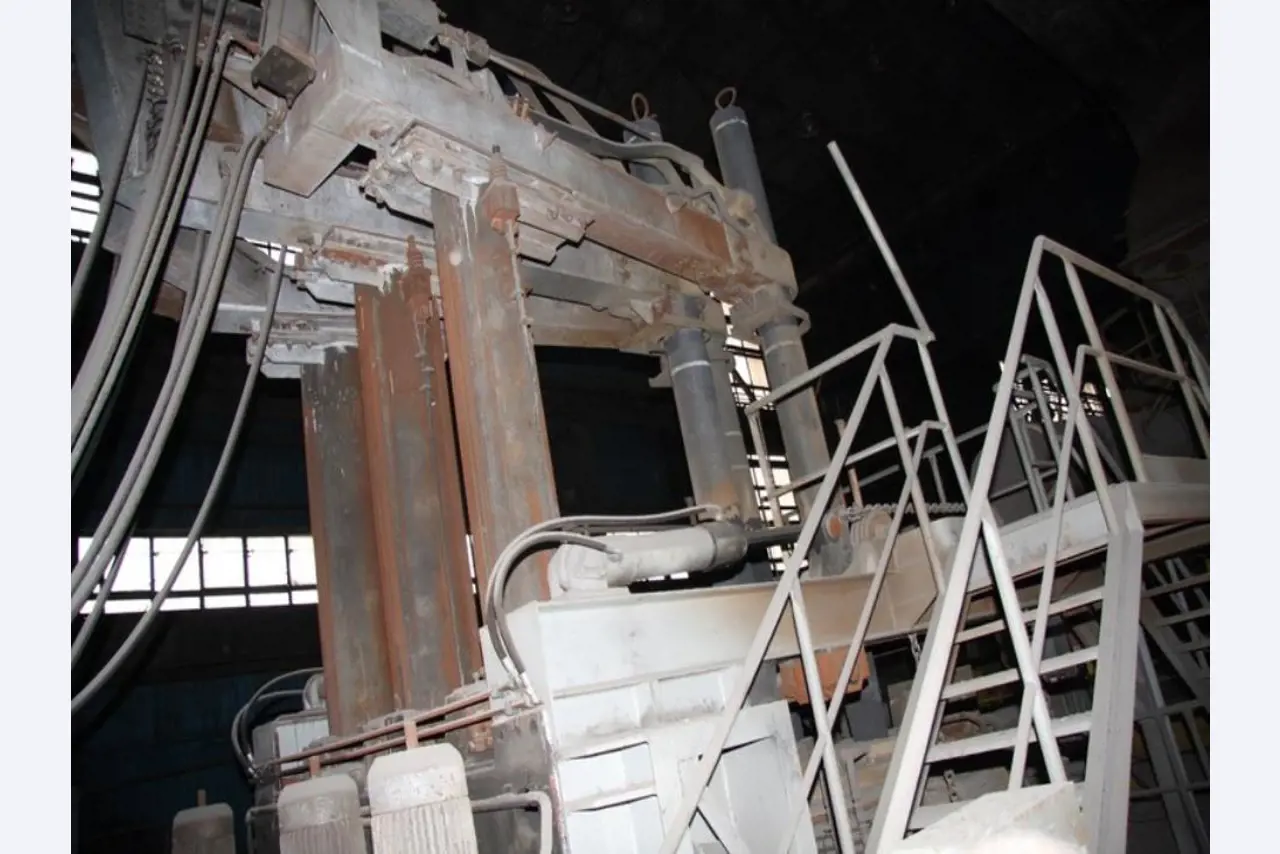 Used machines of a steelwork-4