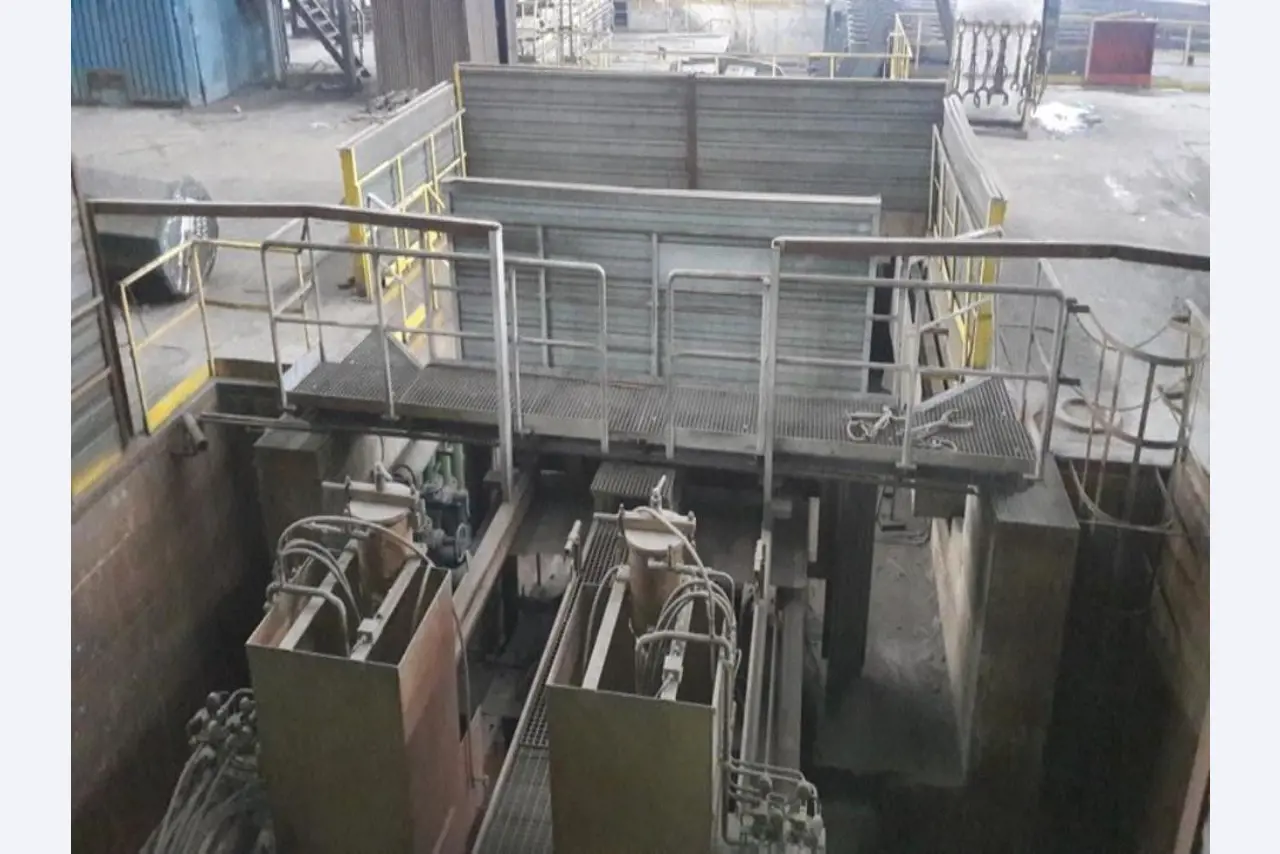Used machines of a steelwork-3