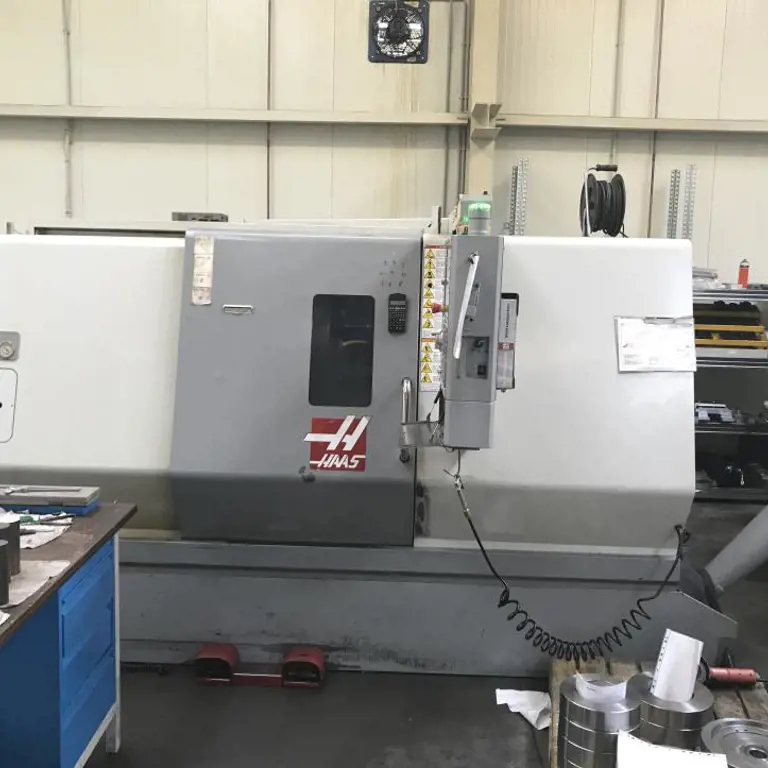 2 AXIS CNC Lathe with tool holder HAAS Automation SL 30