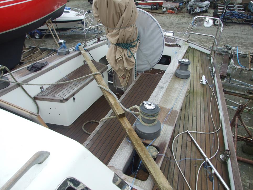 Hochsee-Segelyacht

-10