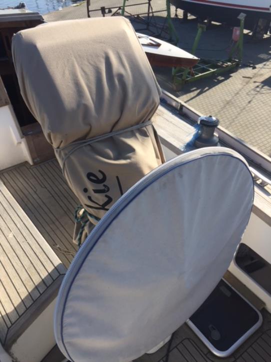 Hochsee-Segelyacht

-21