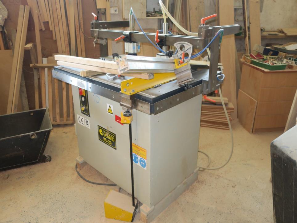 Dřevoobráběcí stroje-5