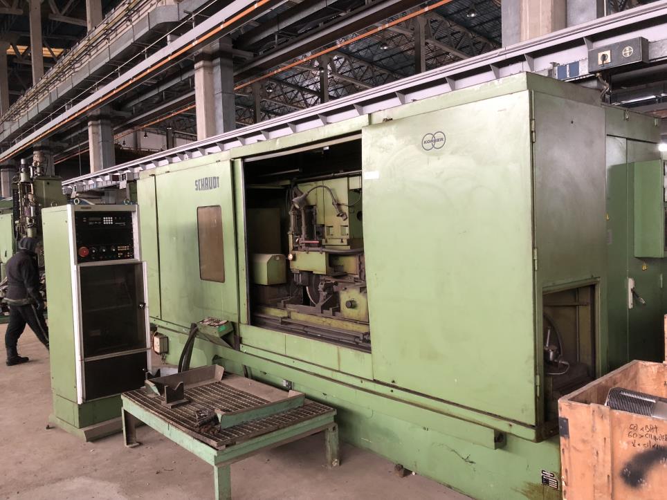 Gut gewartete CNC-Fräszentren-4