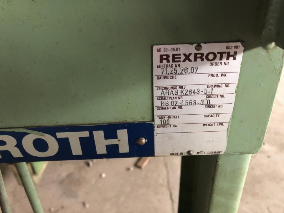 Gut gewartete CNC-Fräszentren-7