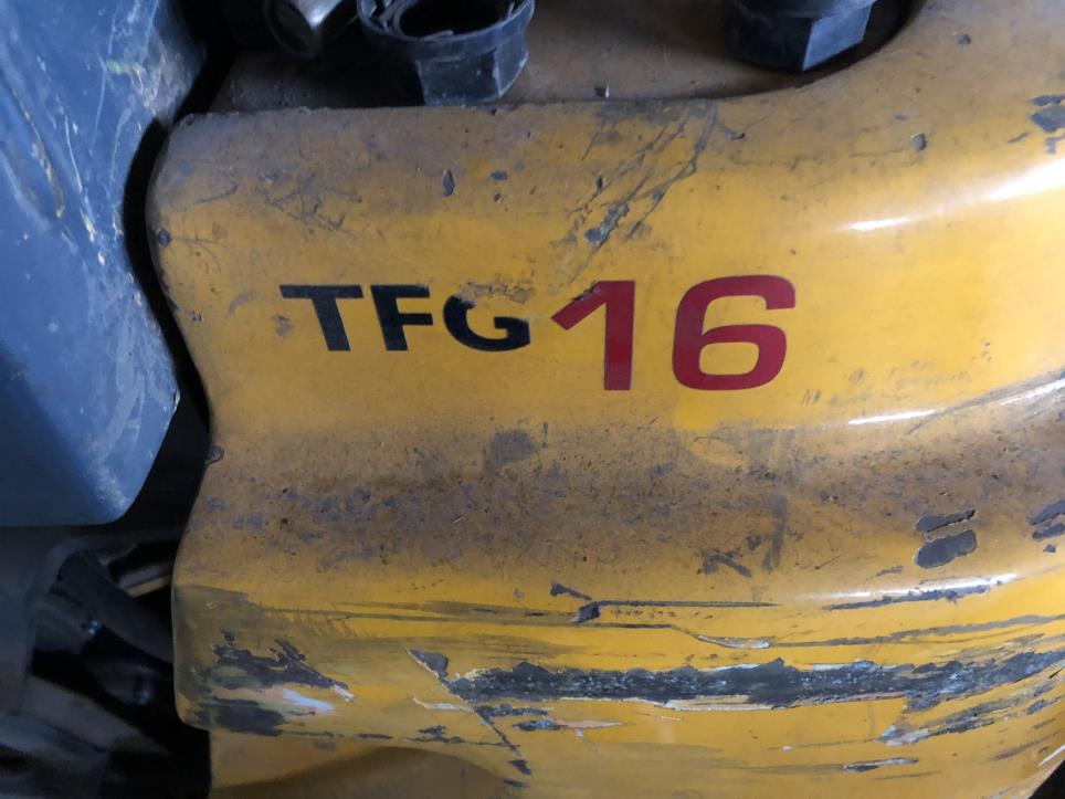 Gut gewartete CNC-Fräszentren-3