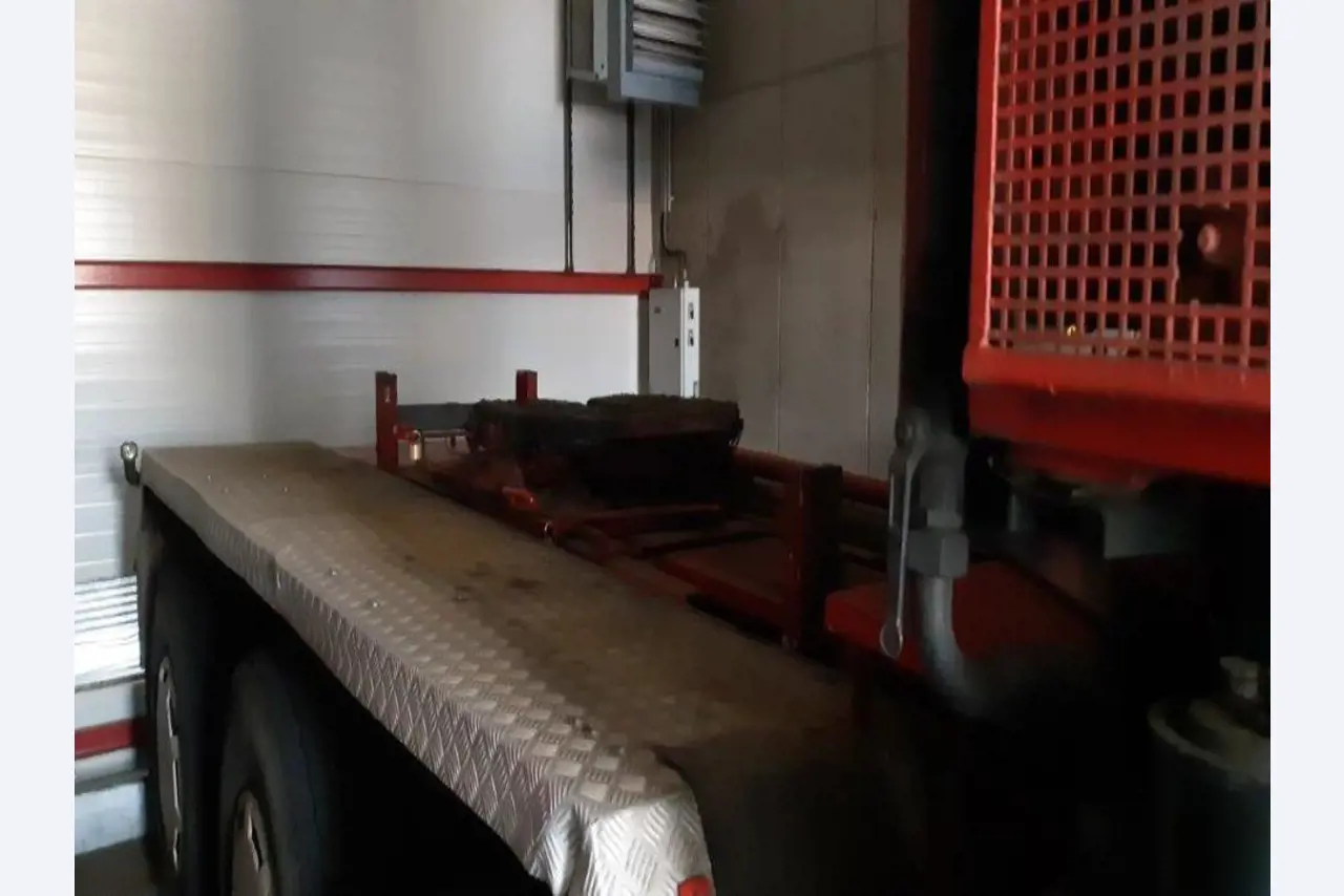 Machines en bedrijfsuitrusting-11