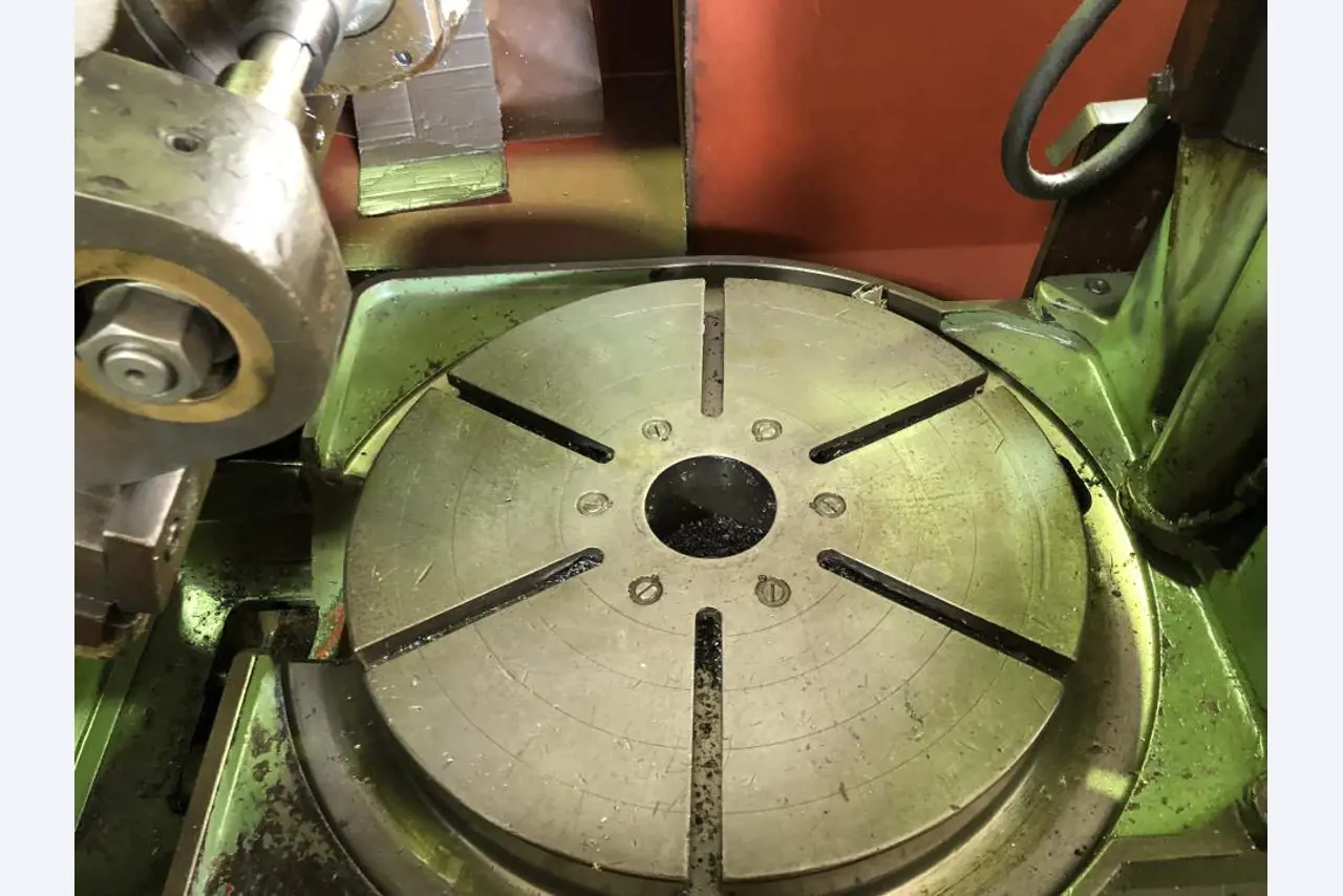 Metallbearbeitungsmaschinen<br>  -7