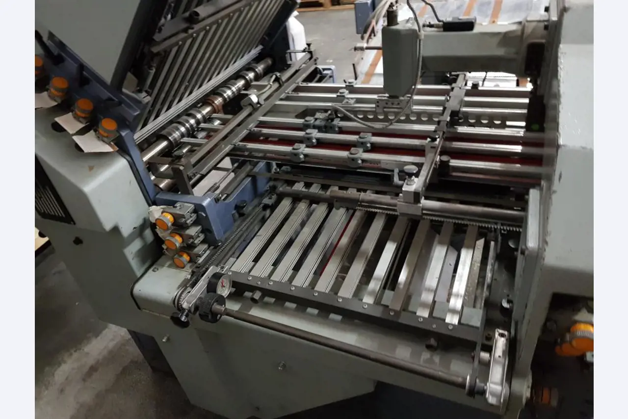 Embroidery machine-3
