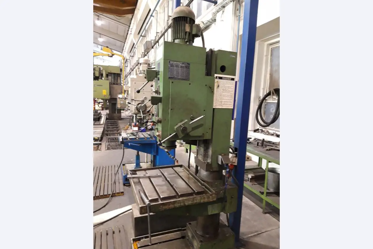 Machines en apparatuur voor metaalbewerking<br>
-1