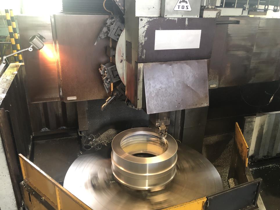 CNC et autres machines de travail du métal-6