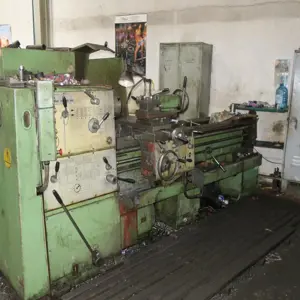 Universaldrehmaschine Ponar TUR50