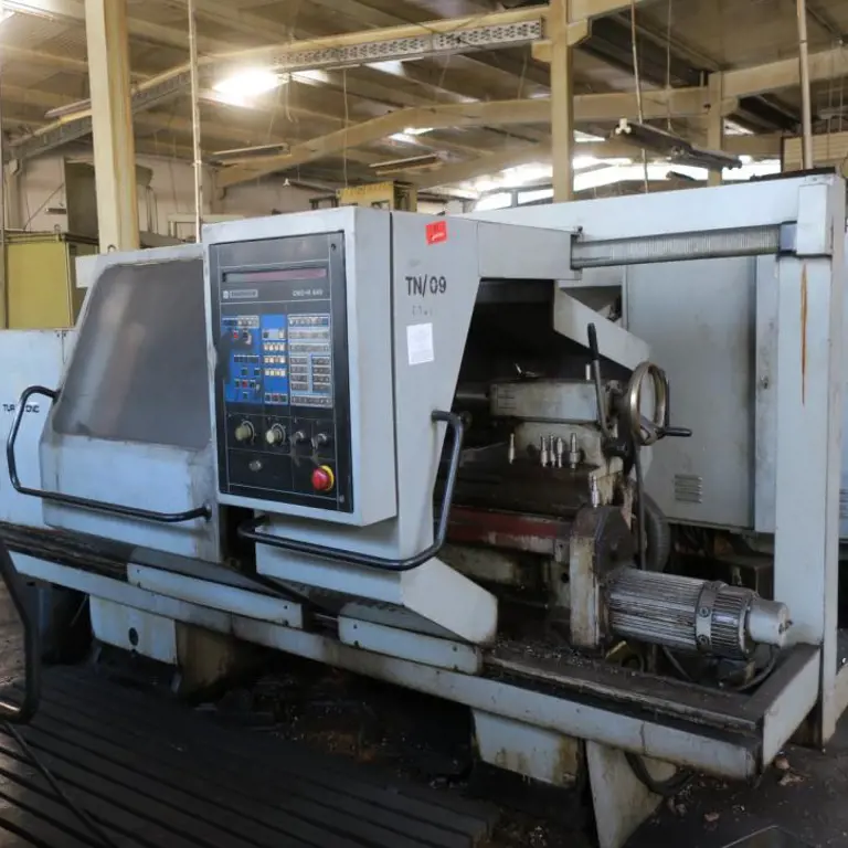 Lathe  TUR 50 CNC