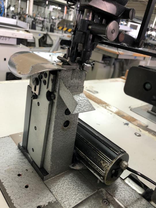 Näh-, Bügel- und Schneidemaschinen zu reduzierten Preisen-3